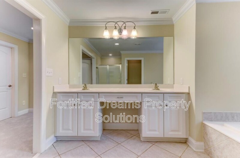 Building Photo - 6421 Ashton Park Dr