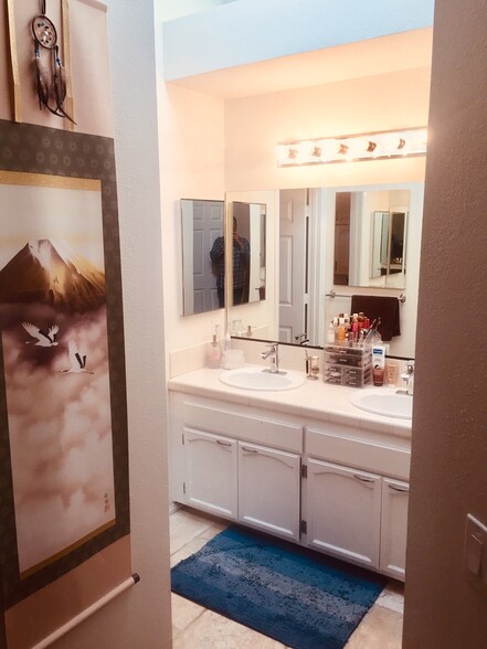 Building Photo - 2657 Cazadero Dr