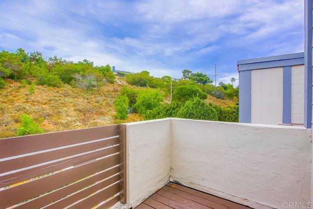 Building Photo - 2635 San Clemente Terrace