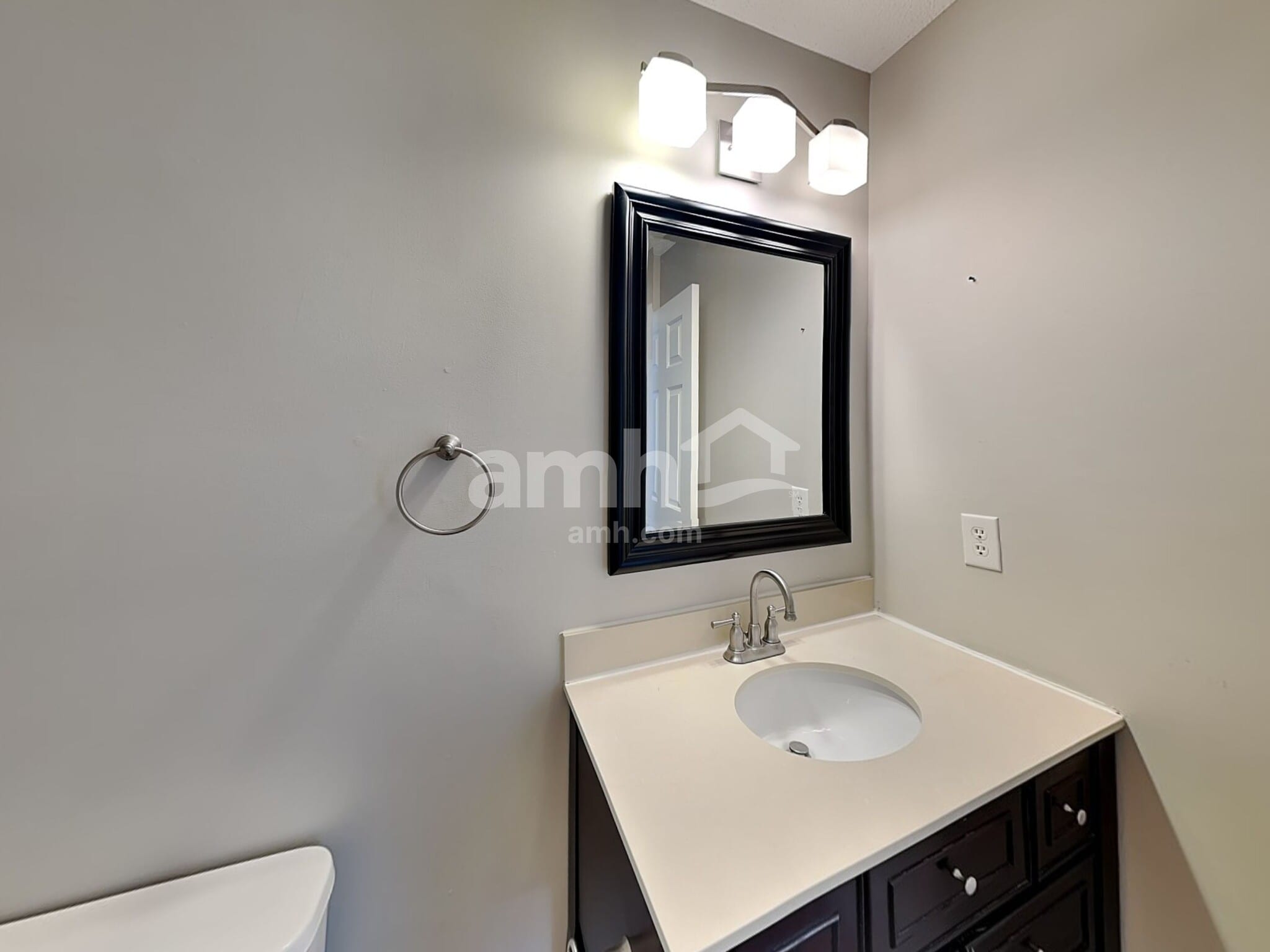 Building Photo - 4103 Hunters Trail Dr