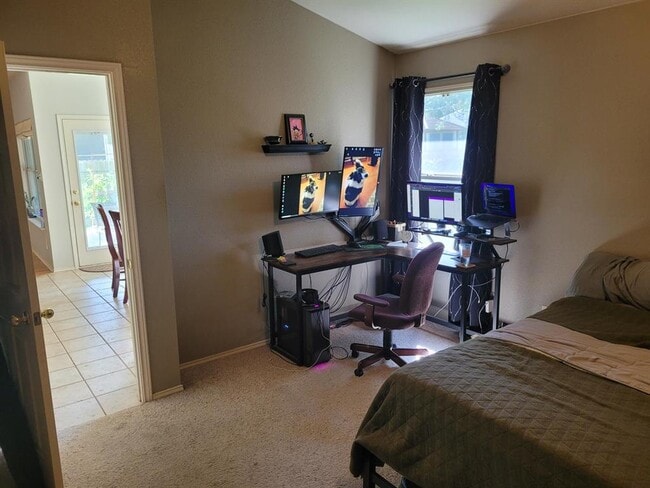 Building Photo - 15724 Cadoz Dr