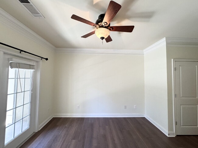 Building Photo - Modern 1-Bed Townhome Near Perimeter Mall — Gated, Bright, and Convenient!