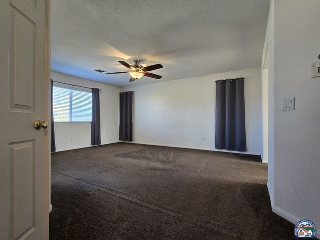 Building Photo - 1874 Farmer Dr