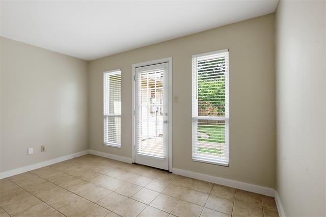 Building Photo - 4545 Hartford Dr