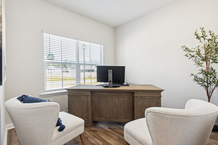 Building Photo - 463 Navona Dr