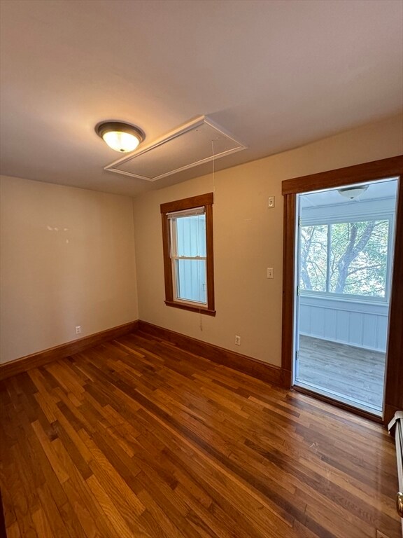 Building Photo - 98 Alpine St