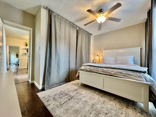 Building Photo - 1 Bd Hide away Historic Dayton, Oh Oregon District