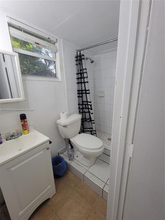 Building Photo - 9770 SW 47th St