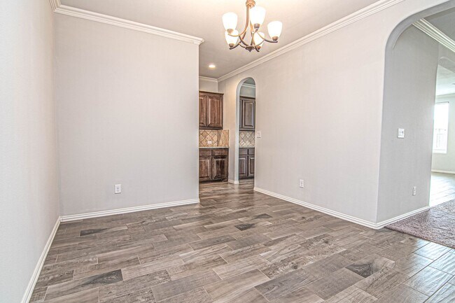 Building Photo - 2323 Vista Ridge Rd