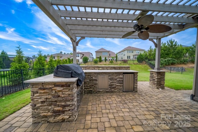 Building Photo - 1190 Arges River Dr