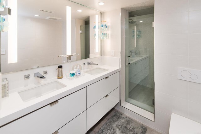 Building Photo - 1558 Camino Del Mar