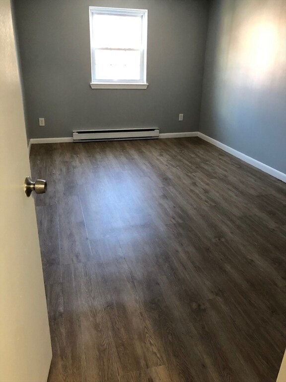 Building Photo - 96 Richardson Rd