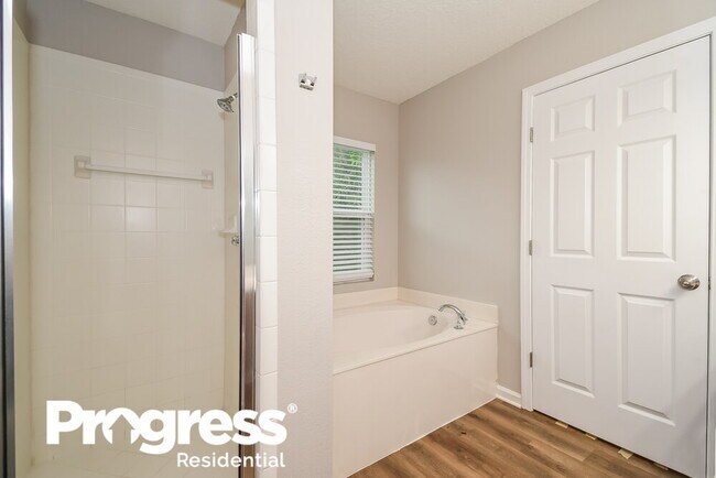 Building Photo - 10243 Normandy Cove St