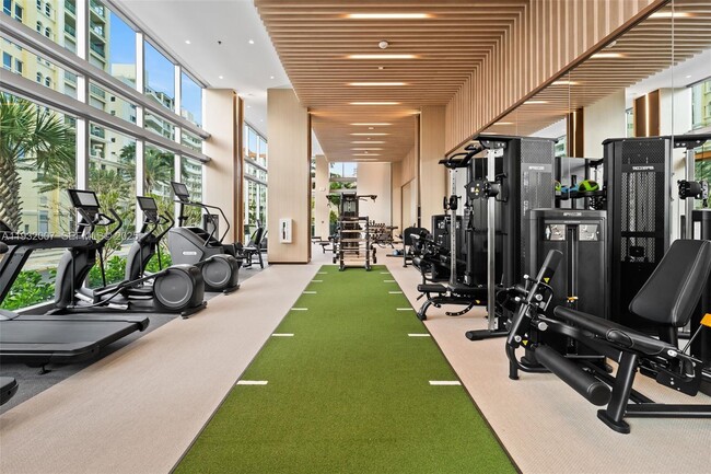 Building Photo - 153 N Seabreeze Blvd