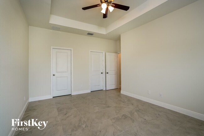 Building Photo - 1421 NW 11th Terrace