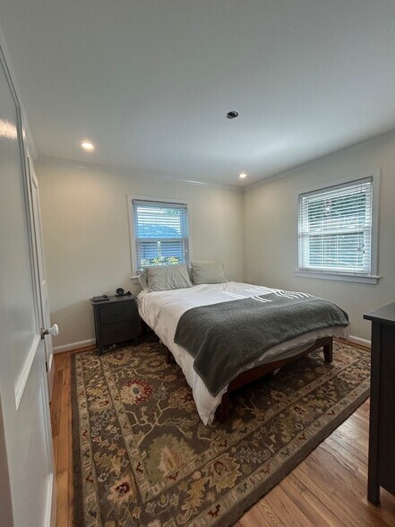 Primary Bedroom - 6621 Cavalier Dr