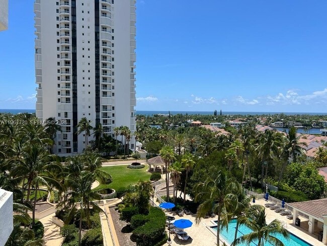 Building Photo - 21055 Yacht Club Dr