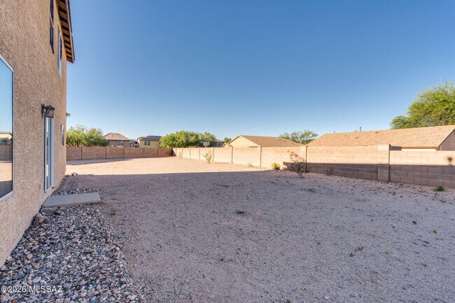 Building Photo - 4821 E Twinflower Pl