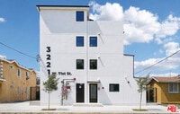 Building Photo - 3221 W 71st St