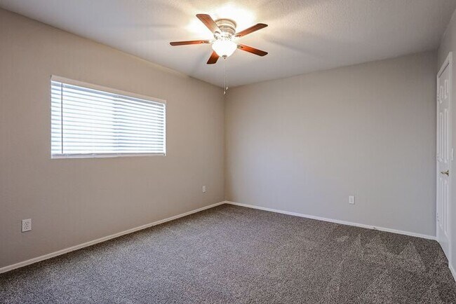 Building Photo - Introducing a stunning 4-bedroom, 2.5-bath...