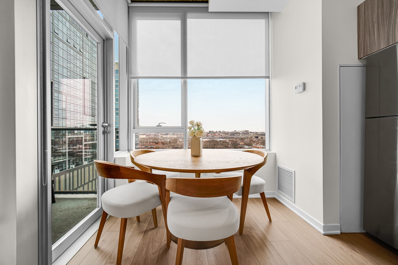 Building Photo - 1345 S Wabash Ave