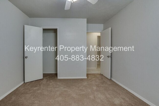 Building Photo - 6913 Fawn Canyon Dr