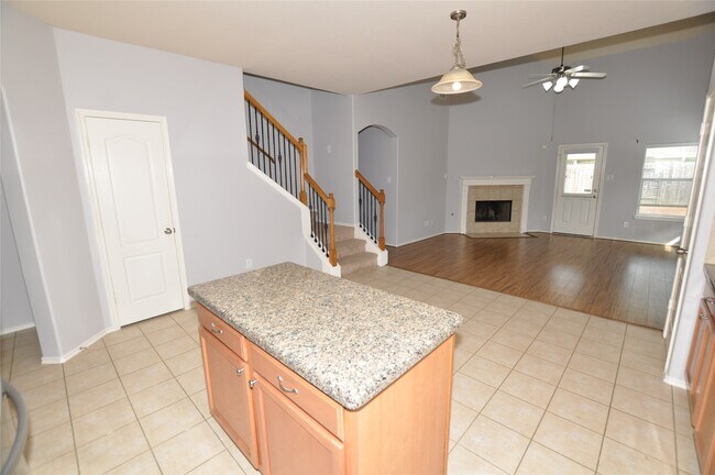 Building Photo - 21603 Kings Bend Dr