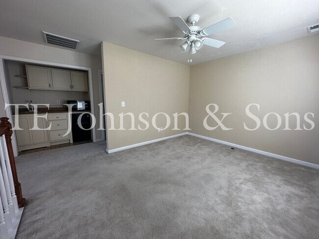 Building Photo - Spacious 3 Bedroom Home with Primary Suite on Main, Gas Fireplace & Patio in Advance!