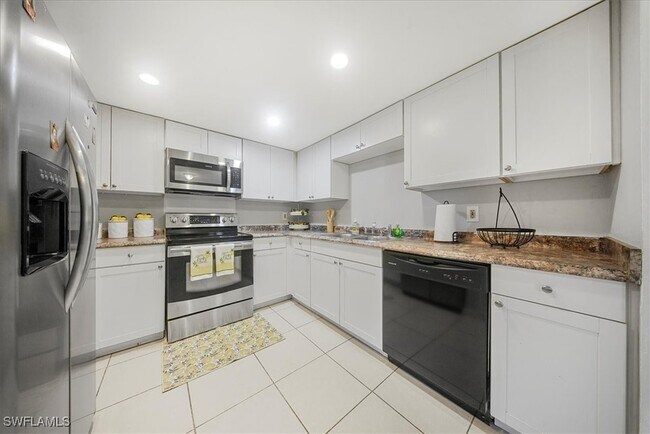 Building Photo - 3170 Seasons Way