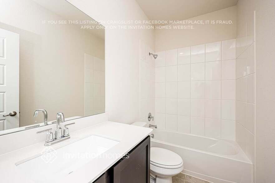 Building Photo - 7408 Mayplace Dr