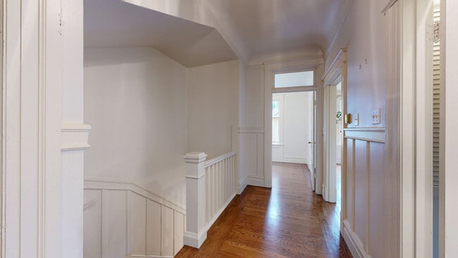 Building Photo - 941 Lombard St