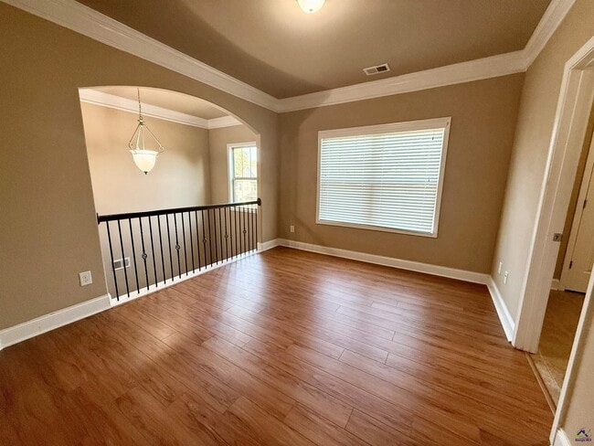 Building Photo - 108 W Haven Dr