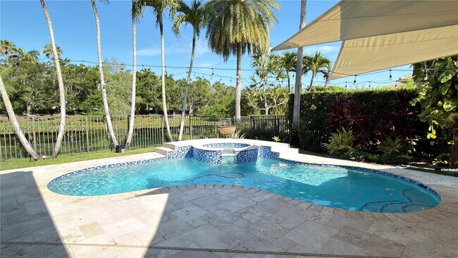 Building Photo - 3767 Oak Ridge Cir