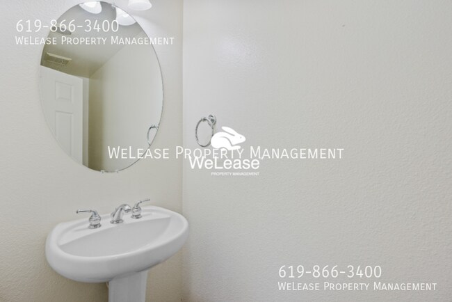 Building Photo - 516 Avenida Ortega