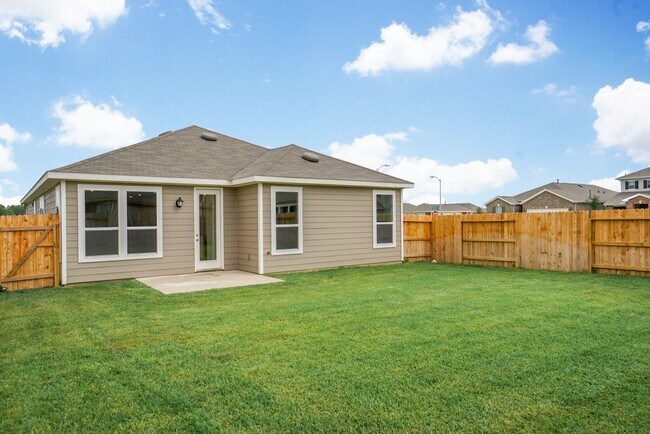 Building Photo - 4807 Westfield Pines Dr