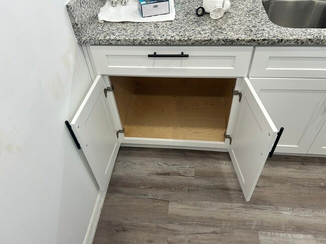 Building Photo - 3980 Crayrich Cir