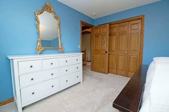 Building Photo - 2266 Copperfield Dr