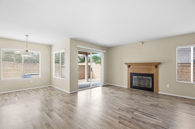 Building Photo - 3353 Silvertip Rd