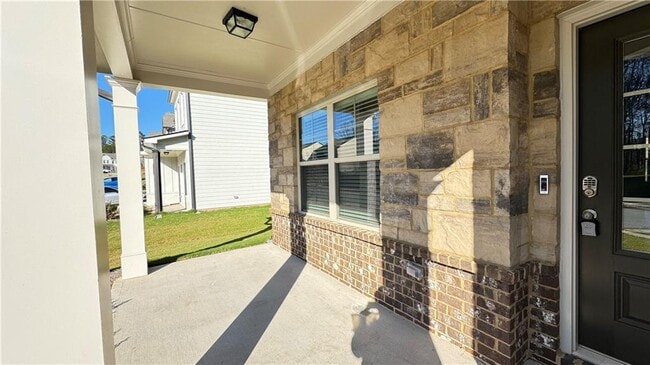 Building Photo - 4587 Silver Oak Dr SW