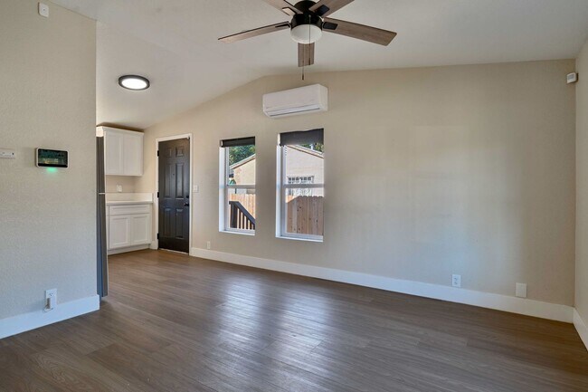 Building Photo - Rare Opportunity to Rent Main House and De...