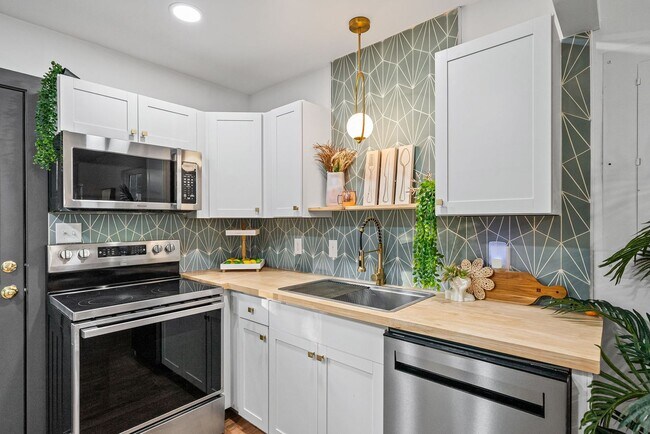 Building Photo - 610 Ford St