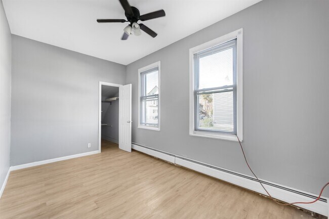 Building Photo - 230 Princeton Ave