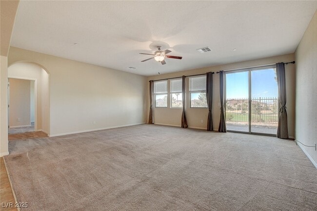 Building Photo - 484 Punto Vallata Dr