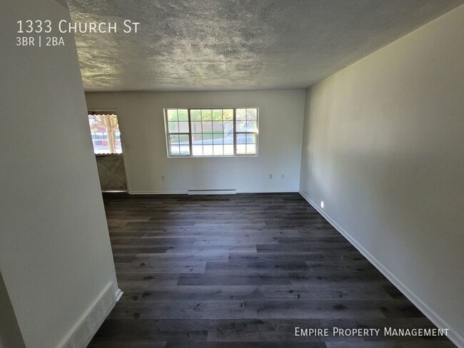 Building Photo - 1333 Church St