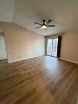 Building Photo - 533 Aspen Glen Dr