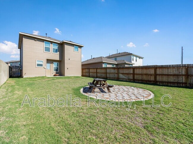 Building Photo - 6510 Vivaldi Isle
