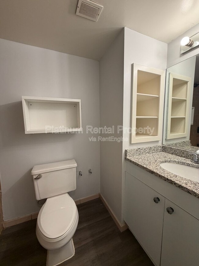 Building Photo - 2870 Pharr Ct S Northwest