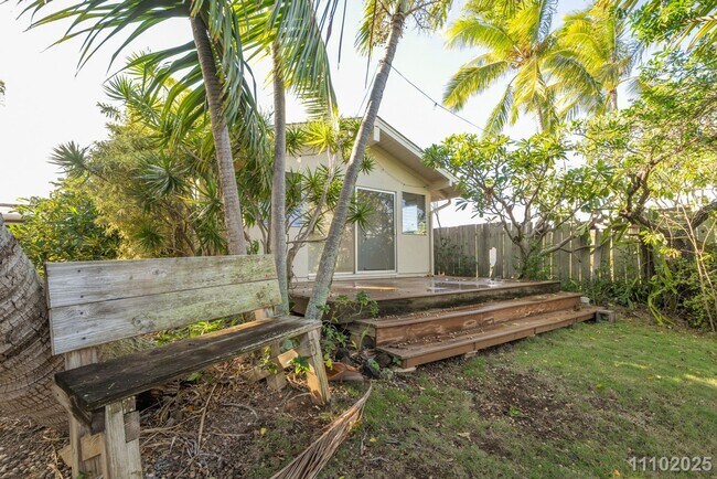Building Photo - 1BR in Kailua – $2,995 (Utilities Included) | Move-In Ready!