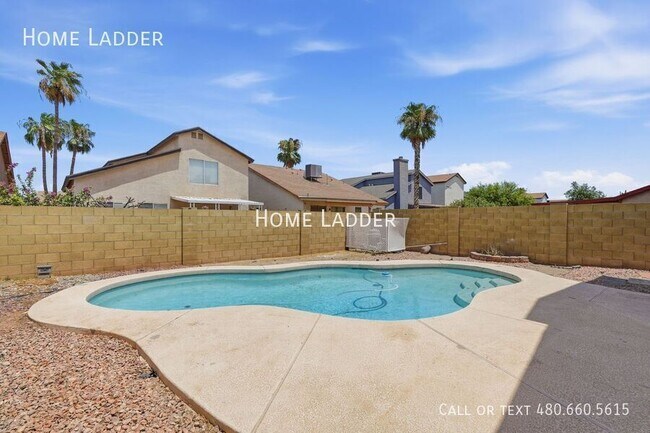 Building Photo - 7610 W Ironwood Dr