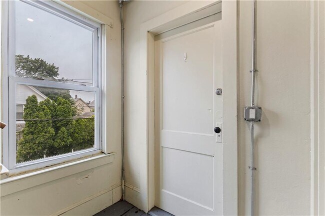 Building Photo - 63 Trenton St